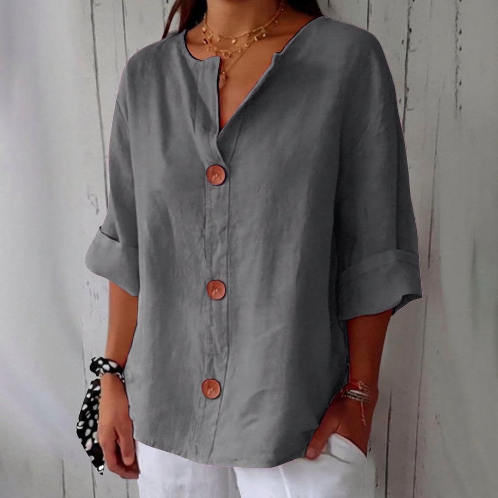 Harper | Lightweight Blouse - Plus size model