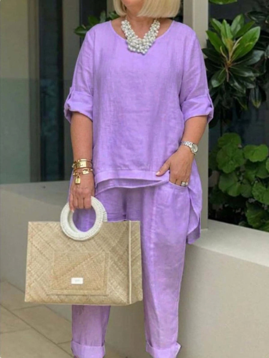 Grace Elegance Suit: Understated elegance - Plus size model