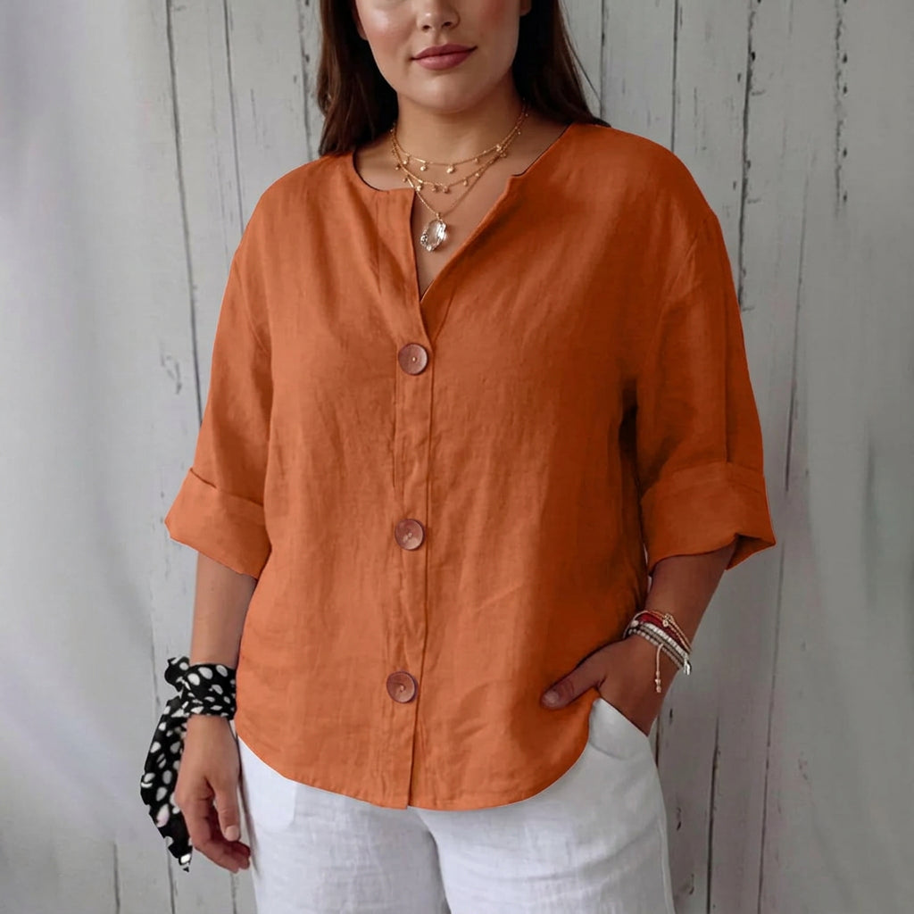 Harper | Lightweight Blouse - Plus size model