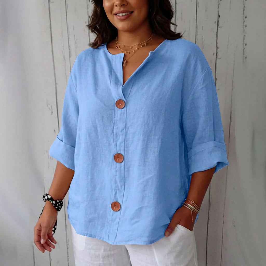 Harper | Lightweight Blouse - Plus size model