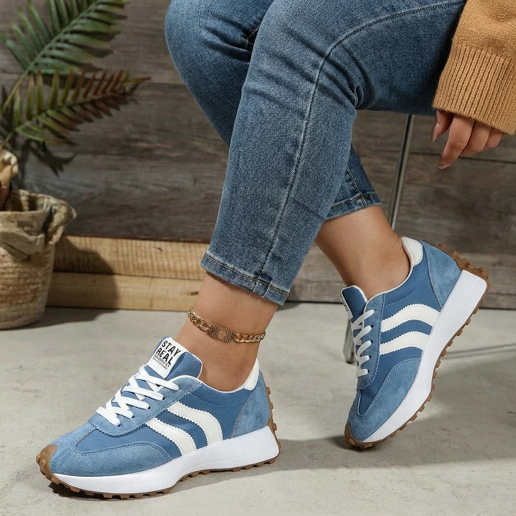 Women's Lace-Up Retro Low-Top Sneakers - Plus size model