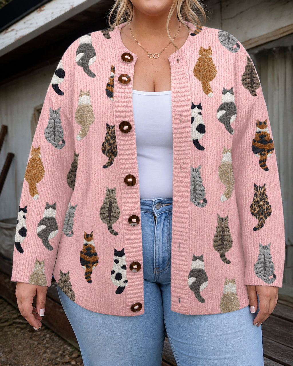 Charlotte | Cozy Cat Print Cardigan - Plus size model