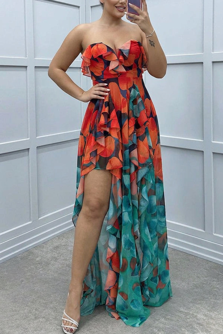 Georgia - Off-the-shoulder maxi dress with color gradient, print, flounces and slit - Plus size model