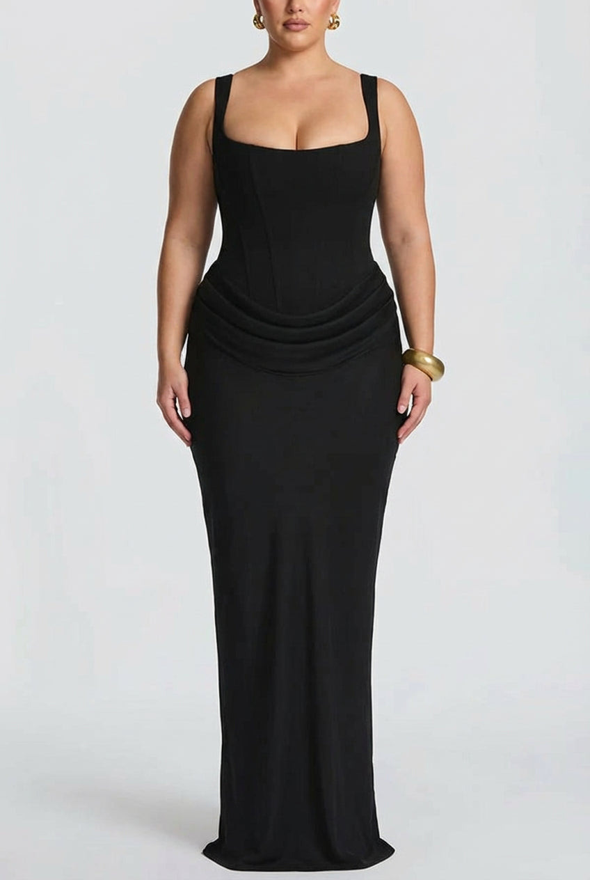 CELESTE | SQUARE NECK MAXI DRESS - Plus size model