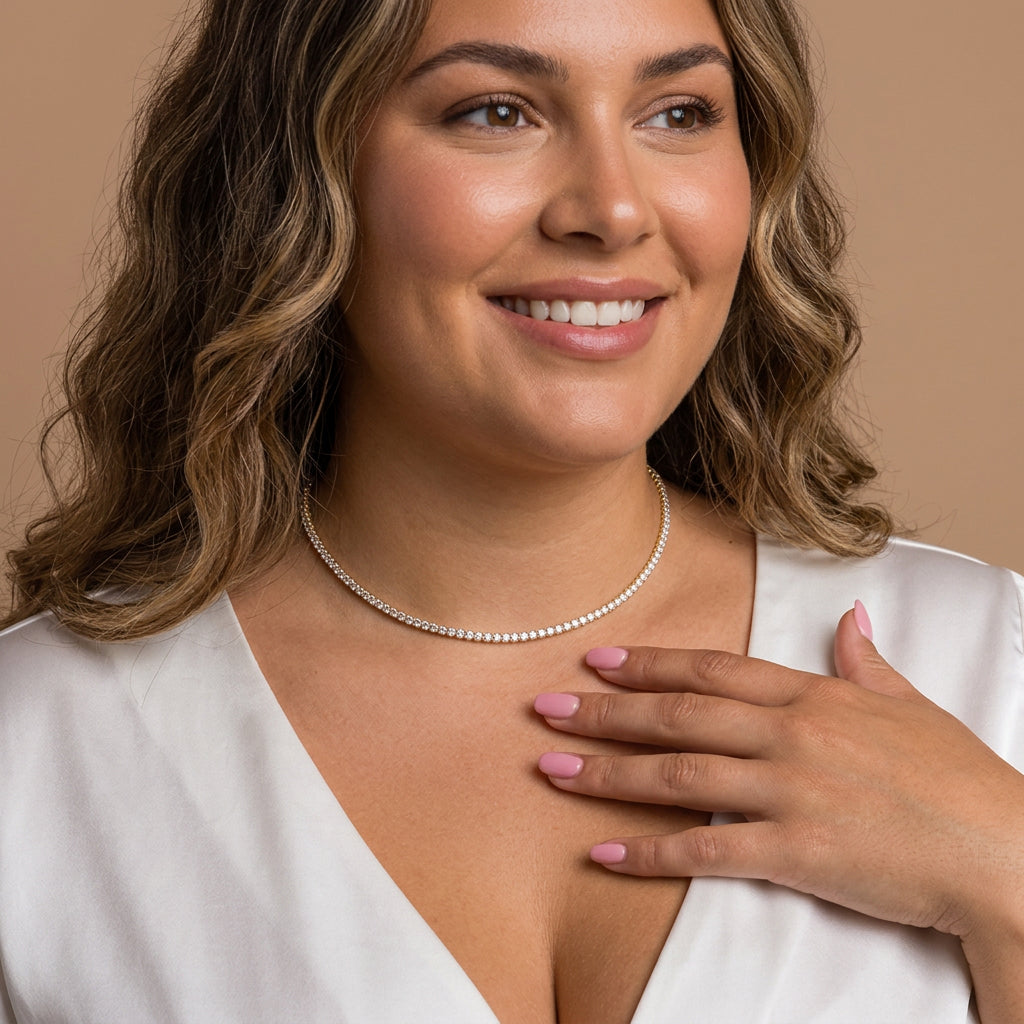 Tennis Necklace | Gold - Plus size model
