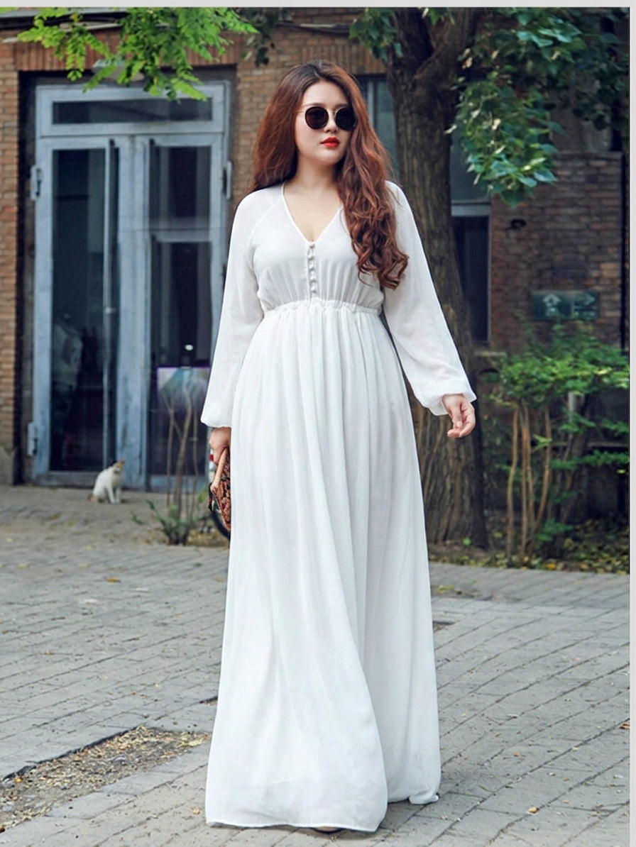 Aurora Chiffon Dress: Effortless Summer Elegance - Plus size model