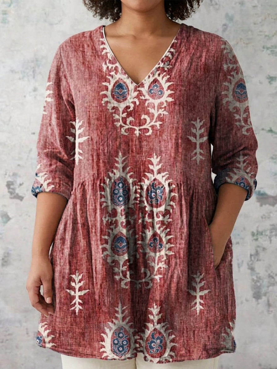 Elise | Long Blouse with V-Neck - Plus size model