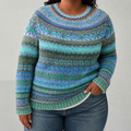 Diane - Retro Scandinavian knitted sweater - Plus size model