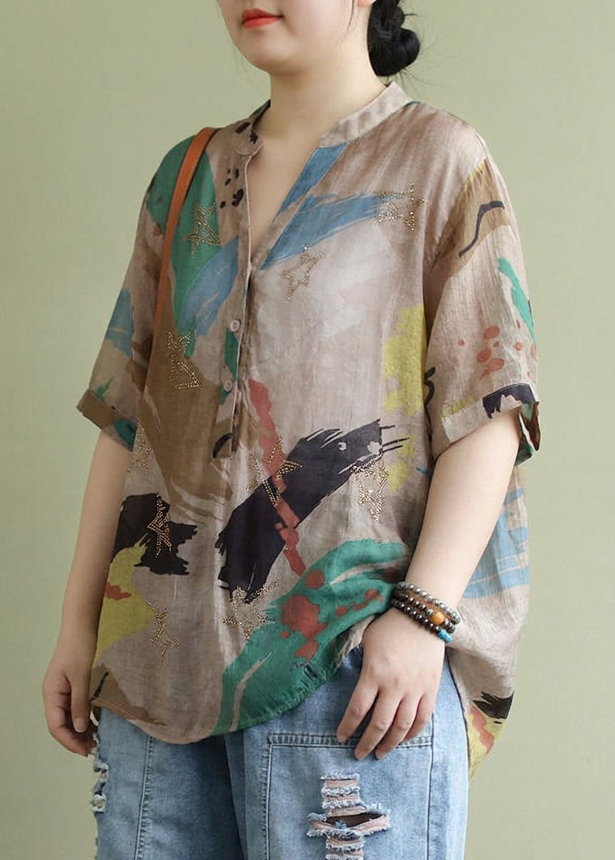 Olivia - Button Shirt Tops Half Sleeve - Plus size model
