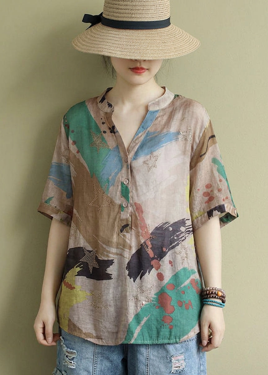Olivia - Button Shirt Tops Half Sleeve - Plus size model