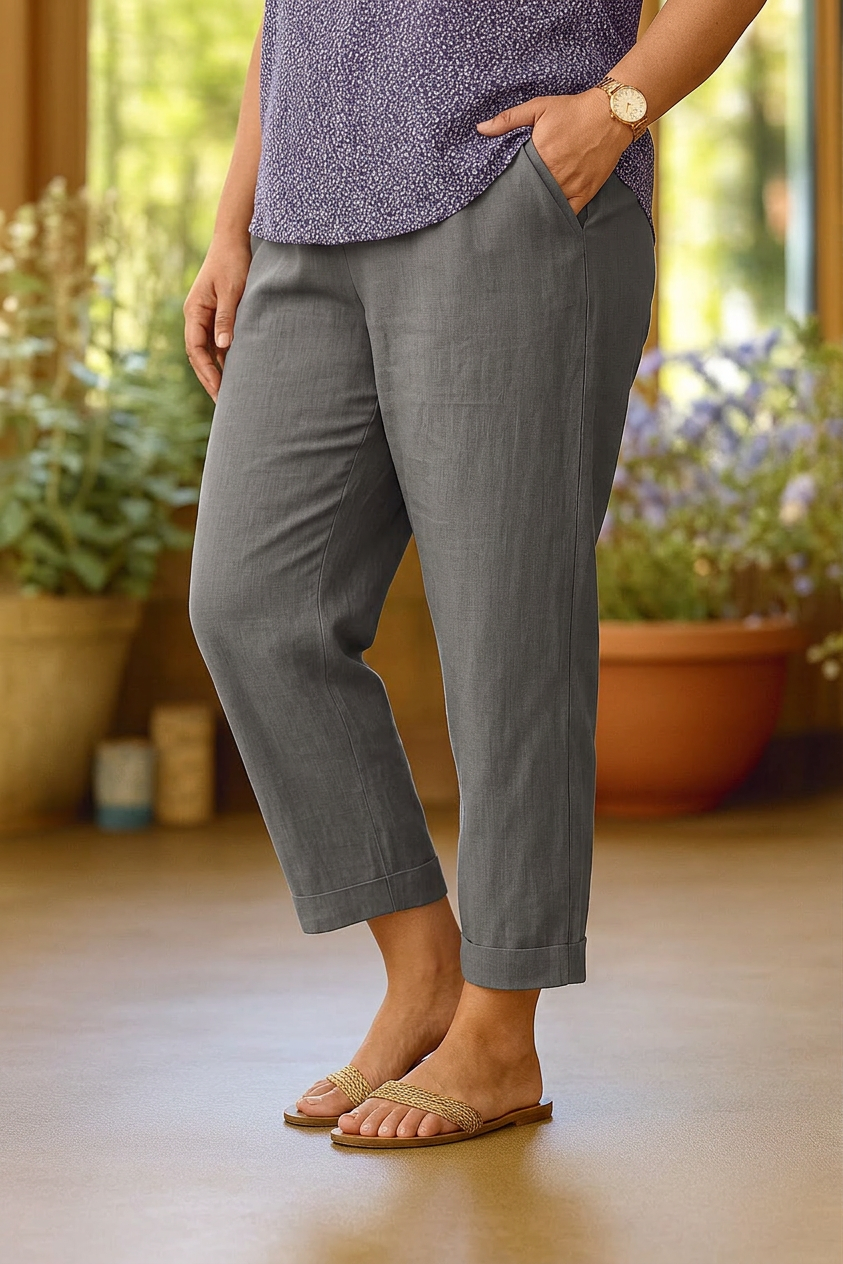 Rita | Light Summer Trousers - Plus size model