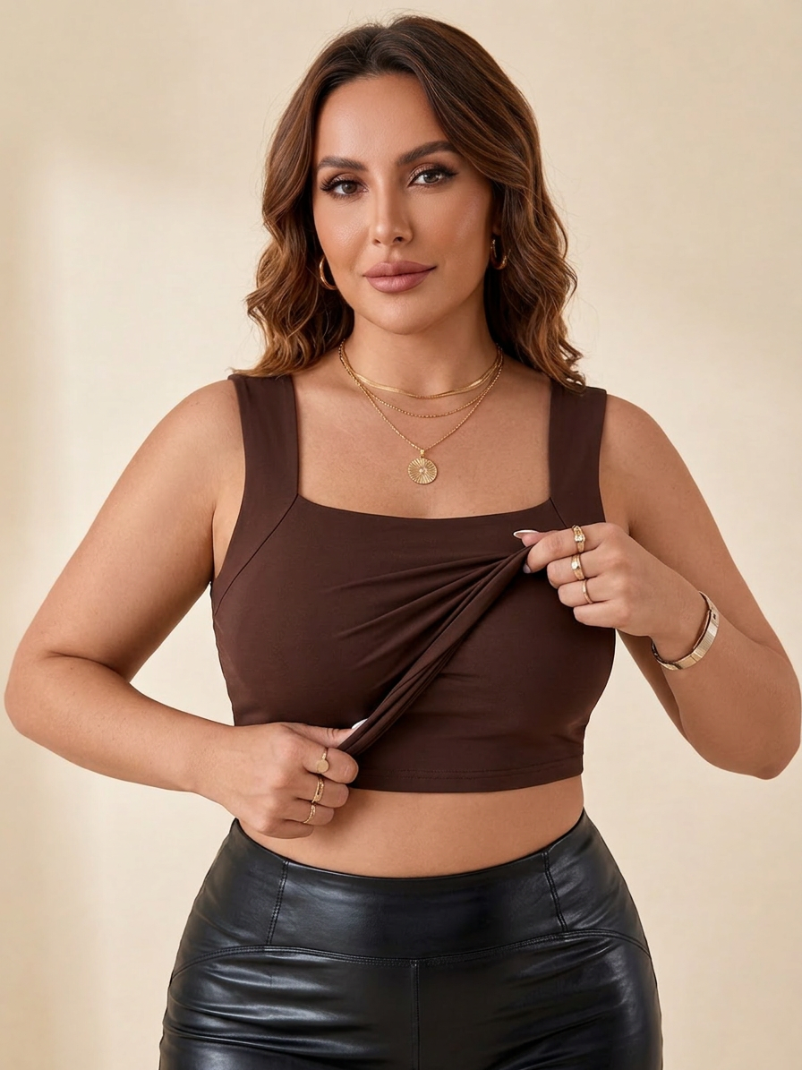 Shaper Tank Top - Integrated Bra - Plus size model