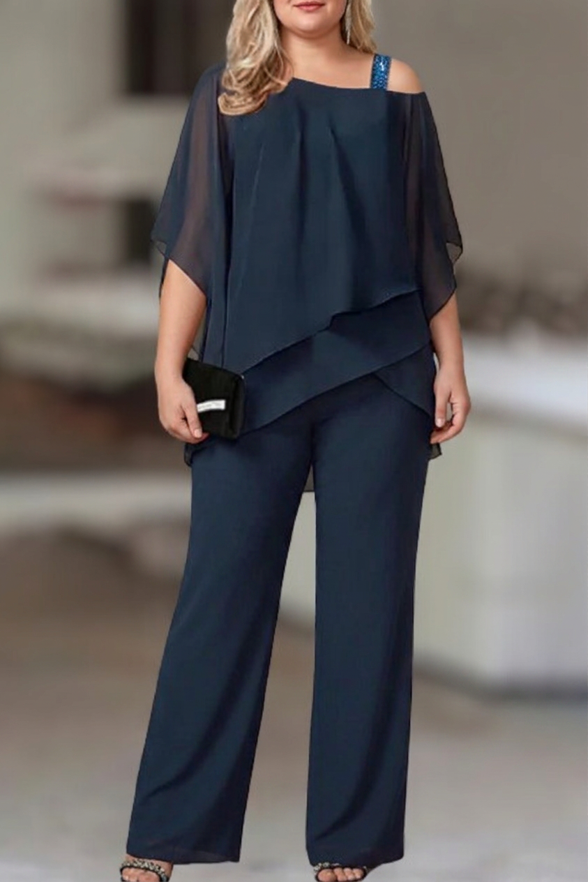 Lorenza™ | Co-ord Set Elegant Two-Piece - Plus size model