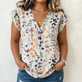 Evelyn | Vintage Floral Print Blouse - Plus size model