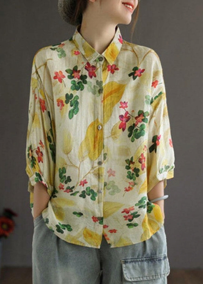 Evelyn - Elegant Print Peter Pan Collar Button Summer Linen Top Three Quarter Sleeve - Plus size model