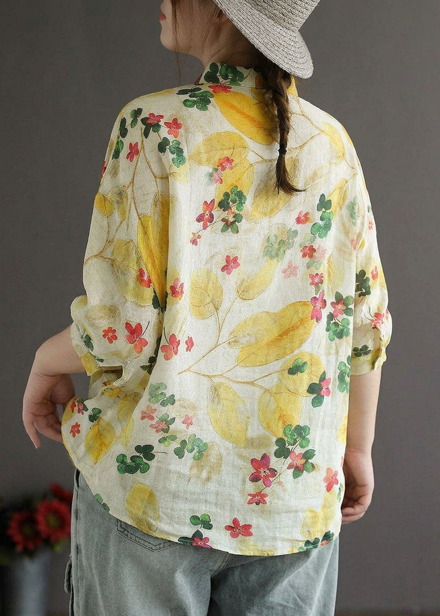 Evelyn - Elegant Print Peter Pan Collar Button Summer Linen Top Three Quarter Sleeve - Plus size model