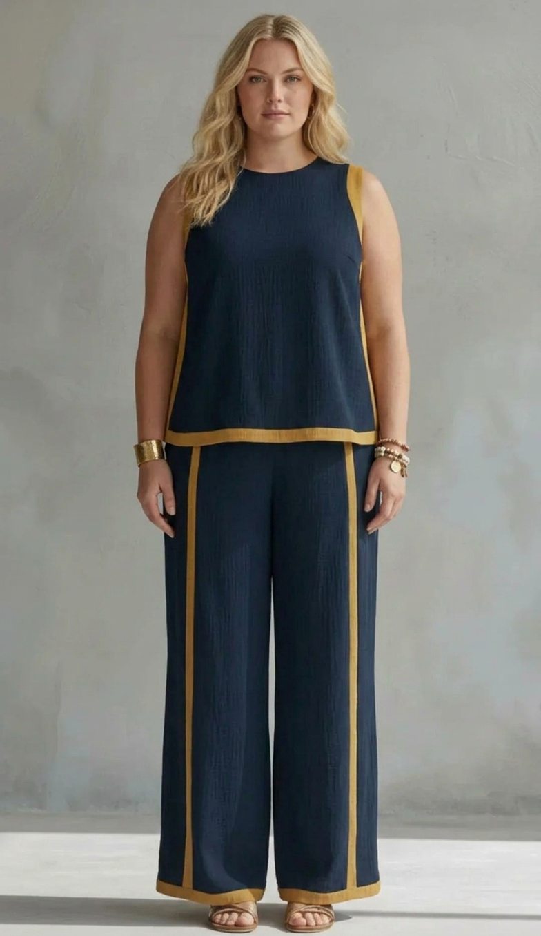 Ursula - Elegant and Casual Set of Vest and Pants with Bicolor Finishes - Plus size model