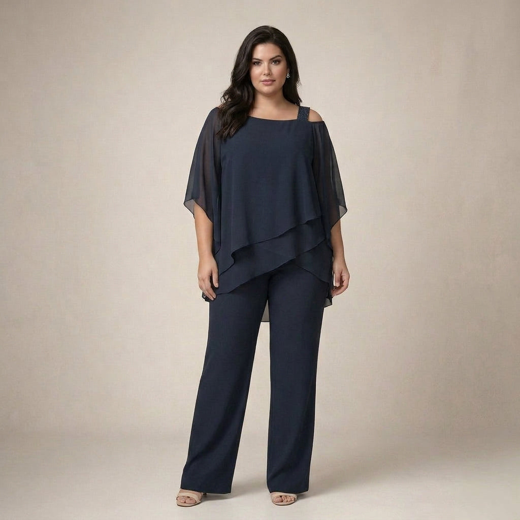 Clara | Elegant Set with Layered Blouse - Plus size model