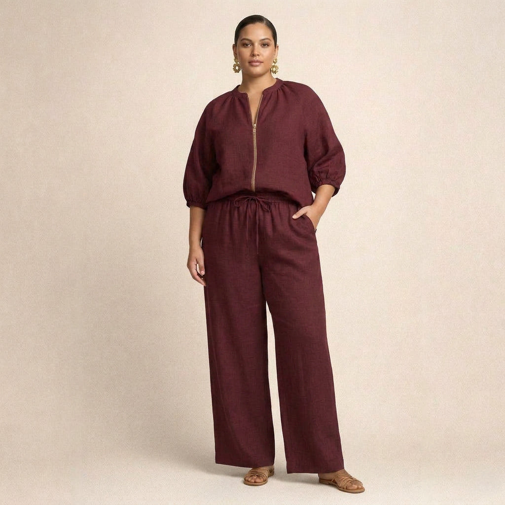 Adeline | Casual Set with Zipper - Plus size model