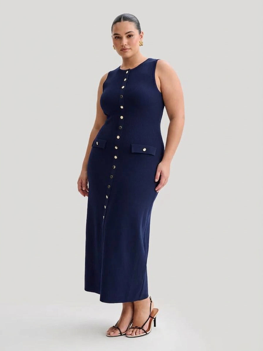 Bianca – Elegant Sleeveless Button-Up Bodycon Knit Maxi Dress - Plus size model