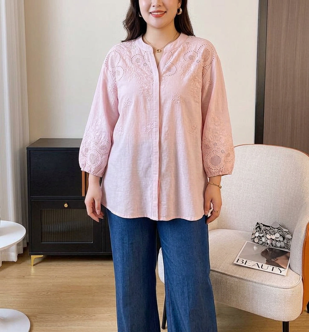 Avery - Pure Cotton Schiffly Embroidered Shirt - Plus size model