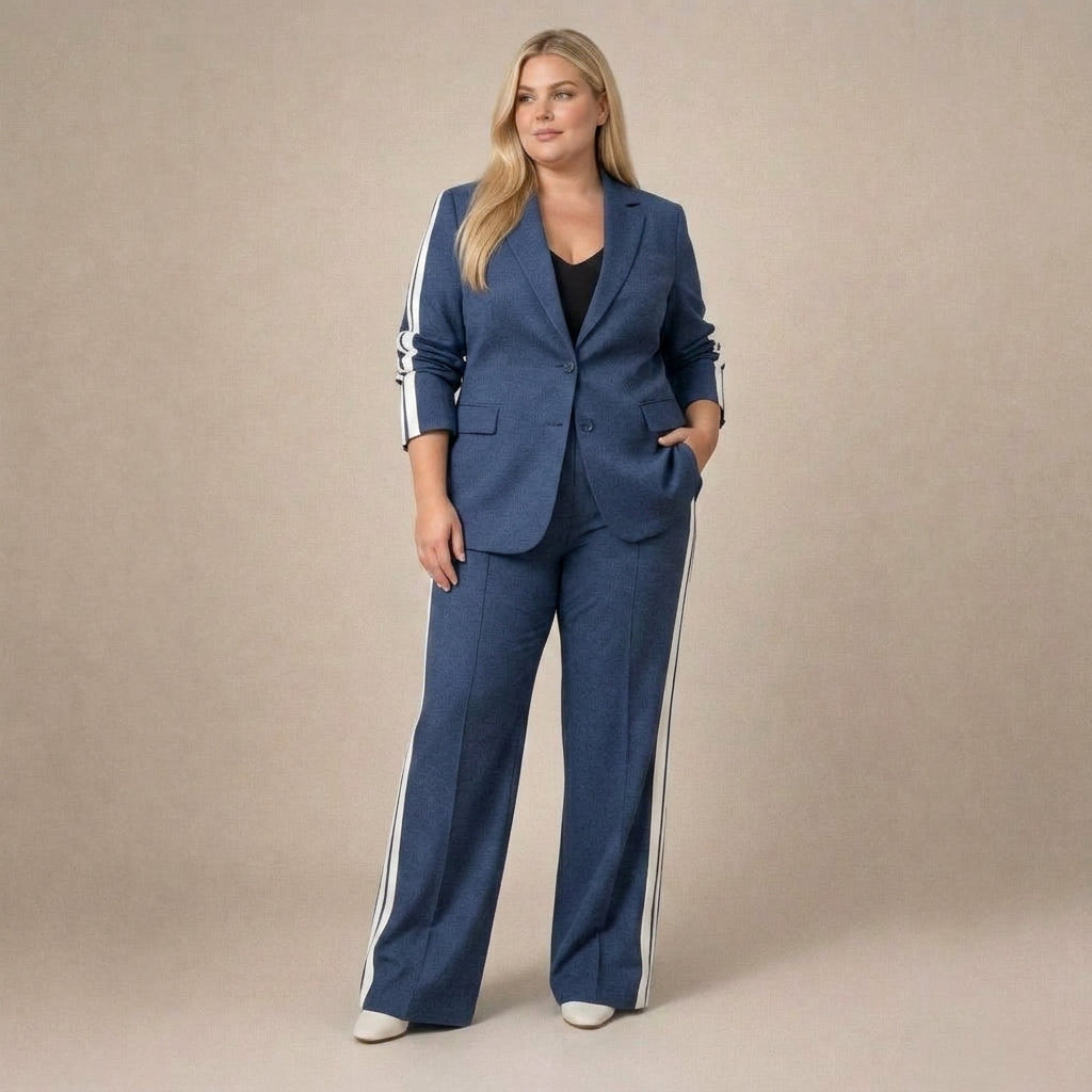 Elaine | Elegant Suit Set - Plus size model