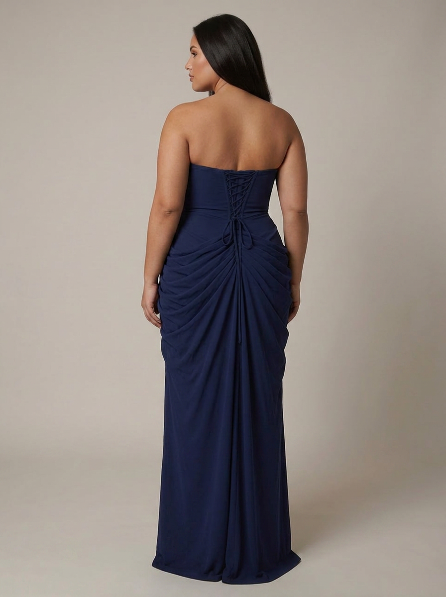 Kyara Maxi Dress - Plus size model