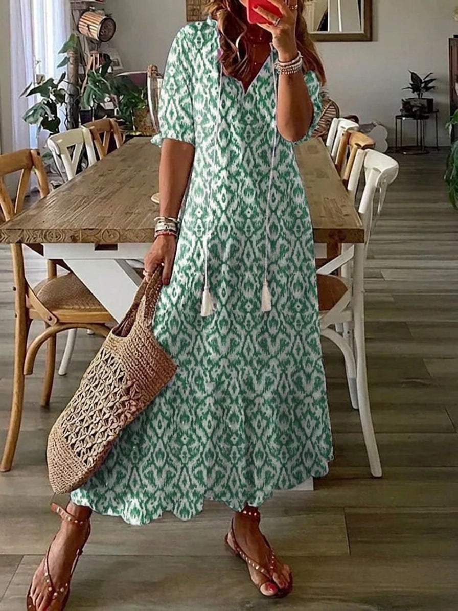 Élodie™ — Elegant Velvet Floral Maxi Dress - Plus size model