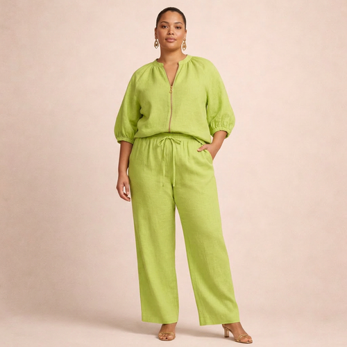 Adeline | Casual Set with Zipper - Plus size model