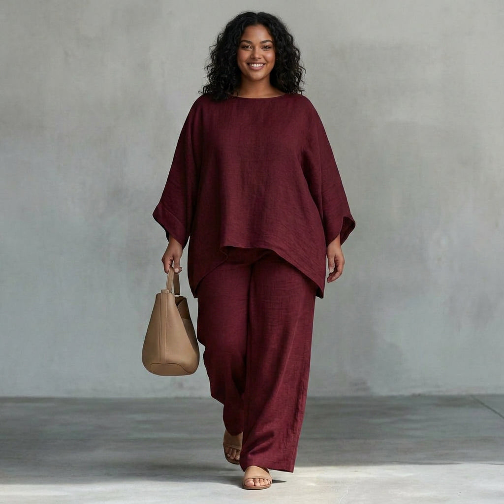 Cristina | Two-piece set with long sleeves and wide pants - Plus size model