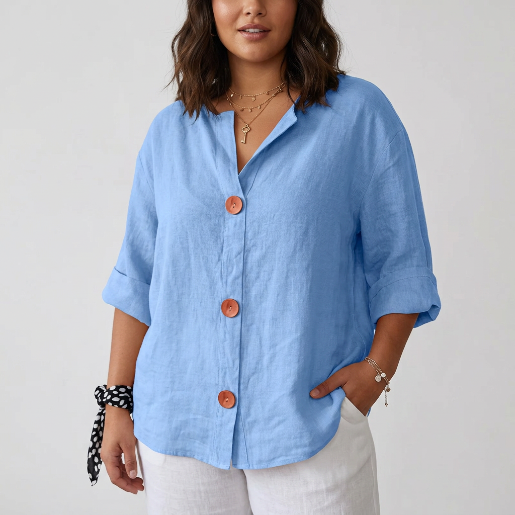 Harper | Lightweight Blouse - Plus size model