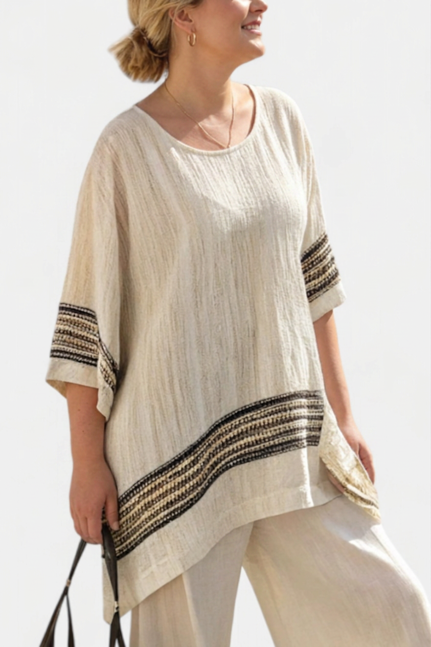 Mariella — Top Elegant Linen With Black Stripes & Flowing Trousers - Plus size model