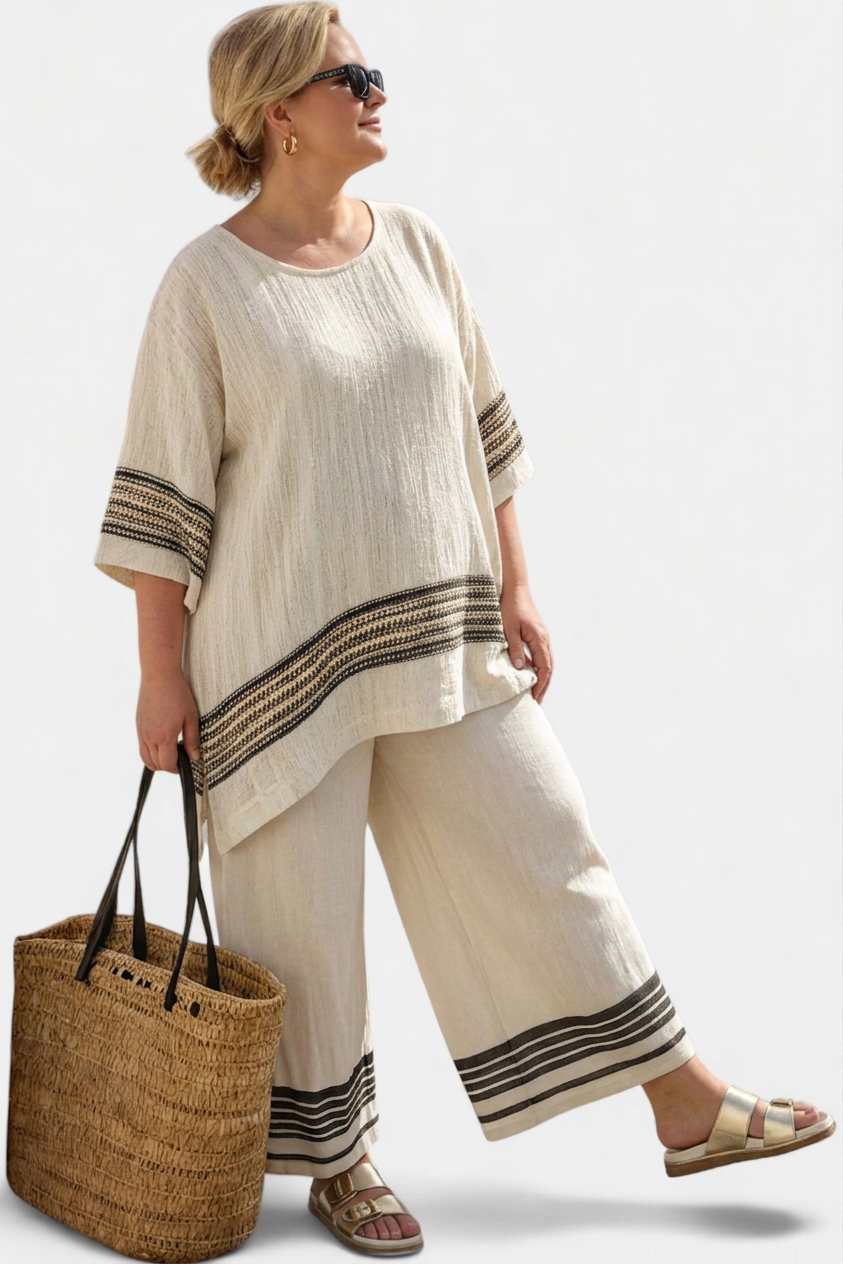 Mariella — Top Elegant Linen With Black Stripes & Flowing Trousers - Plus size model