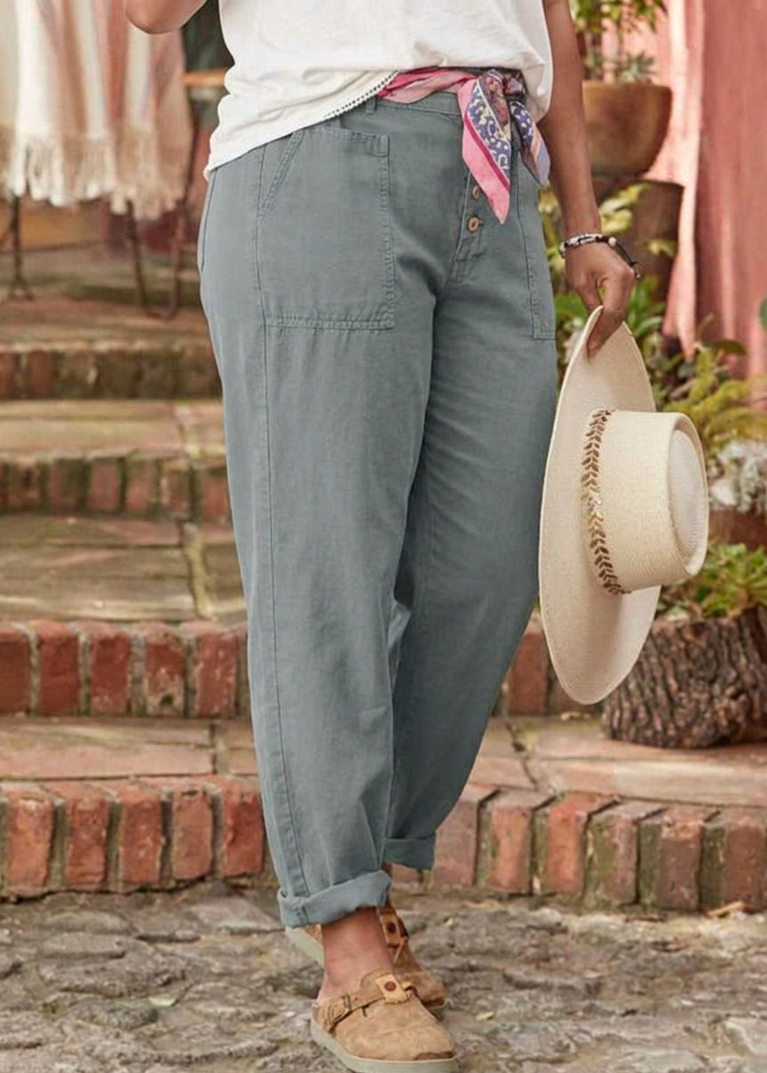 Lise | Elegant & Relaxed Trousers - Plus size model