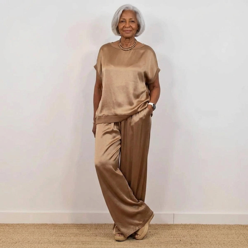 Alexis - Loose Shirt & Wide-Leg Trousers Set - Plus size model