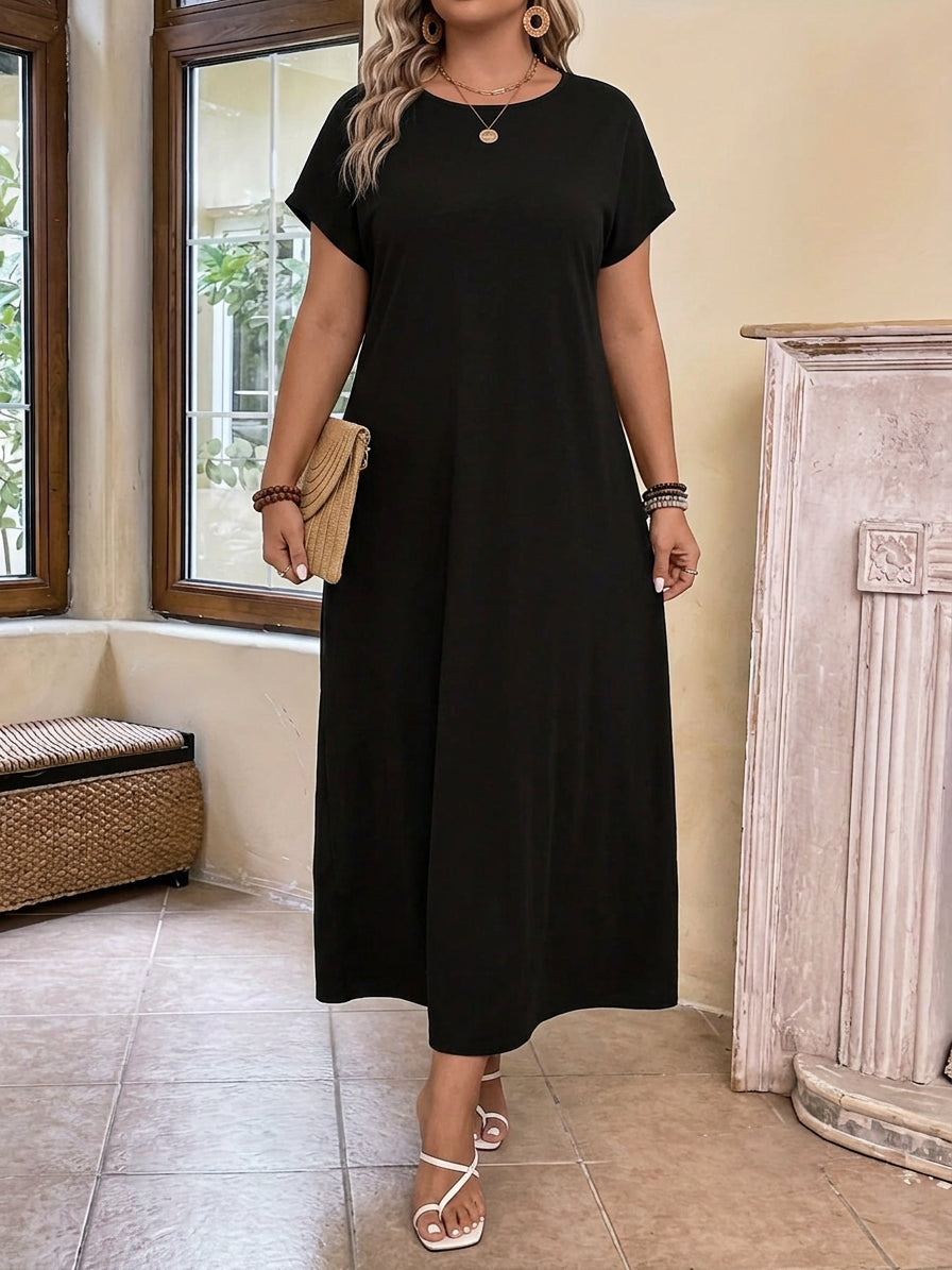 Margaux™ — Elegant and Minimalist Long Dress - Plus size model