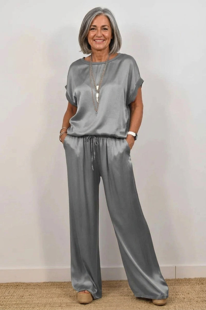 Alexis - Loose Shirt & Wide-Leg Trousers Set - Plus size model