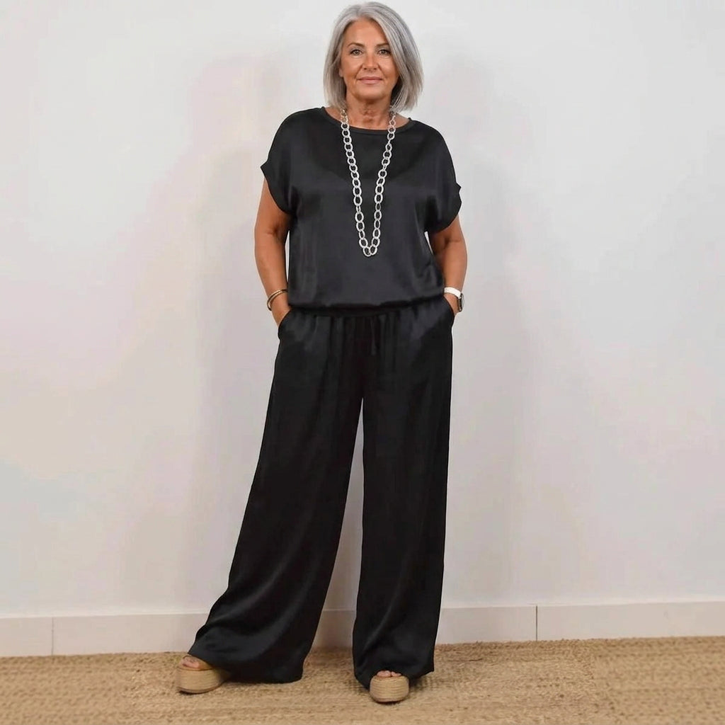Alexis - Loose Shirt & Wide-Leg Trousers Set - Plus size model