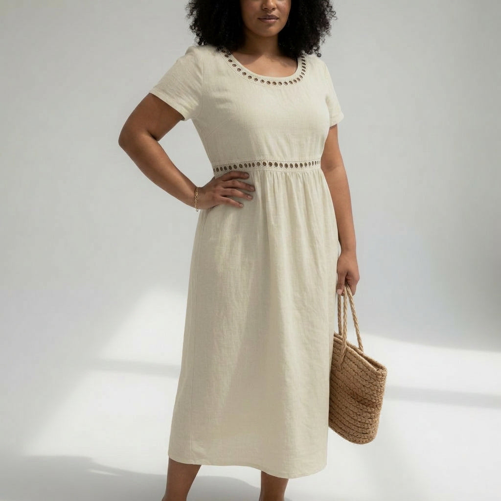 Pernelle™ — Mid-length dress 100% cotton embroidered with soft femininity - Plus size model