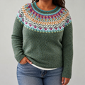 Sarah - Retro Scandinavian knitted sweater - Plus size model