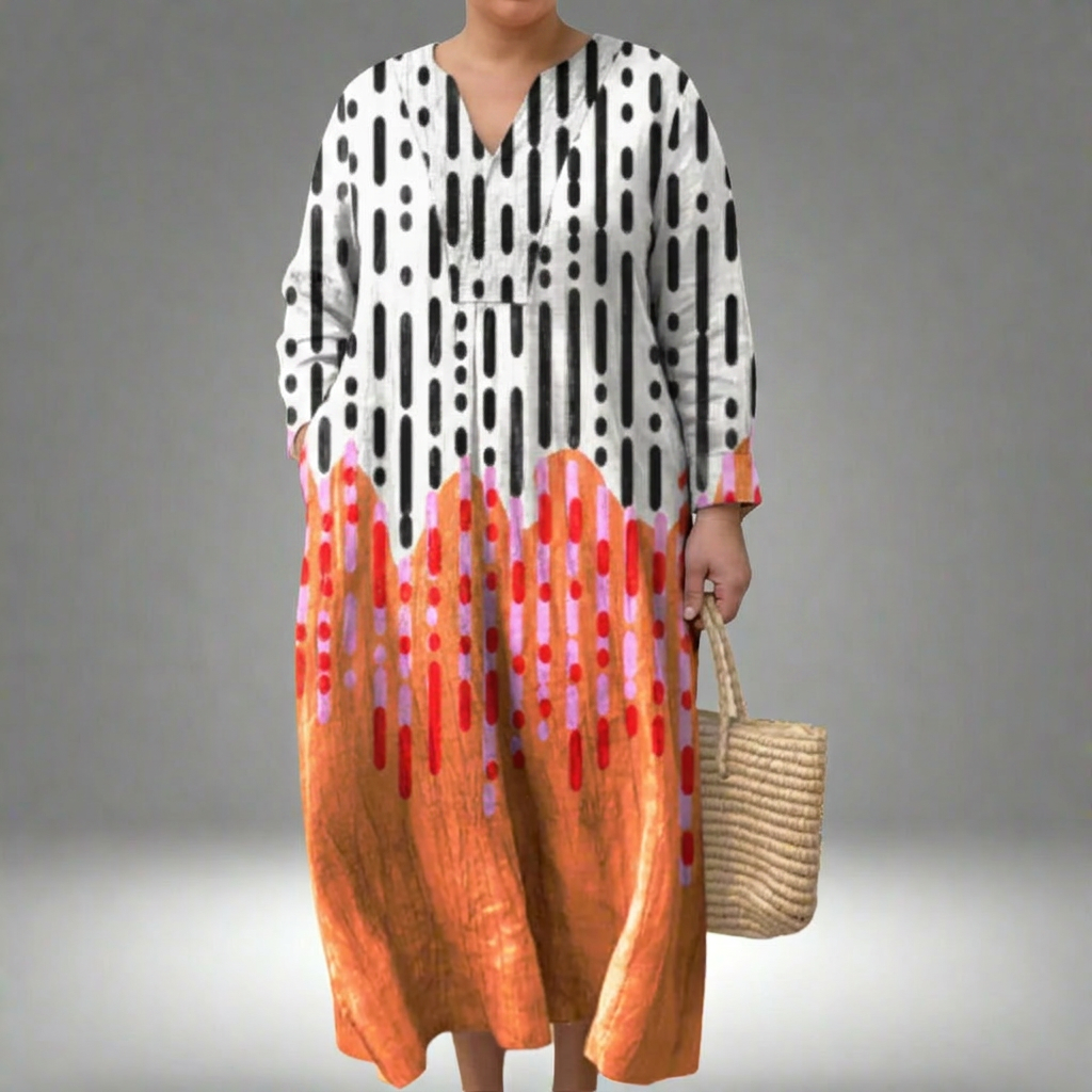 KIARA | ELEGANT GEOMETRIC DRESS - Plus size model