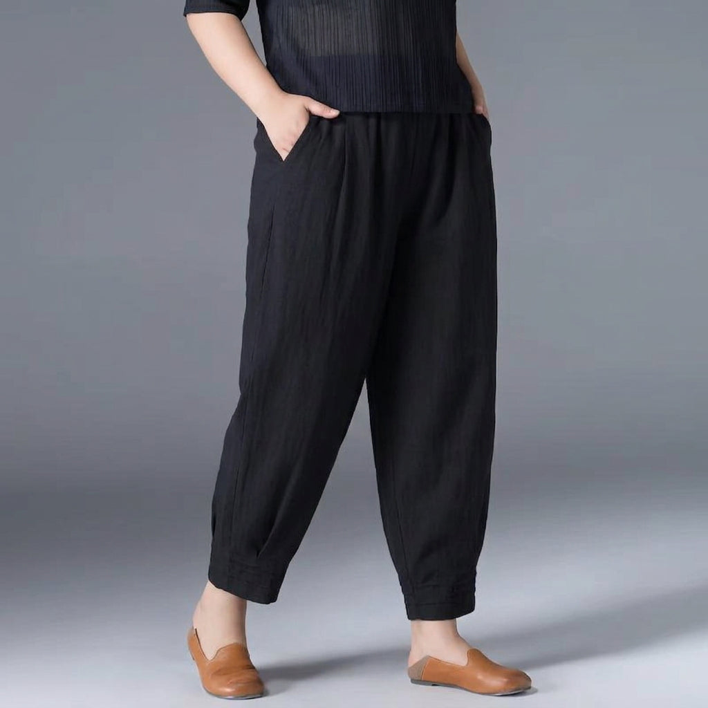 Desiree | Lightweight Summer Trousers - Plus size model