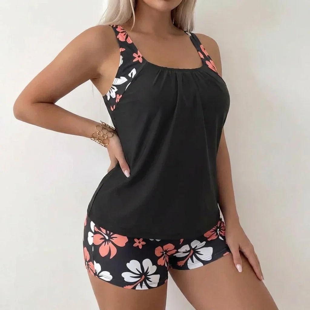 Ravina | Your stylish 2-piece swim set for summer & beach - Plus size model