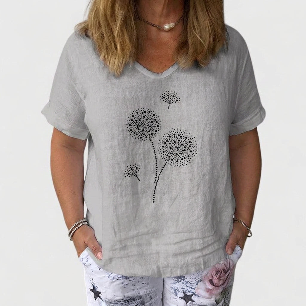 Esmara | Elegant Summer Blouse - Plus size model