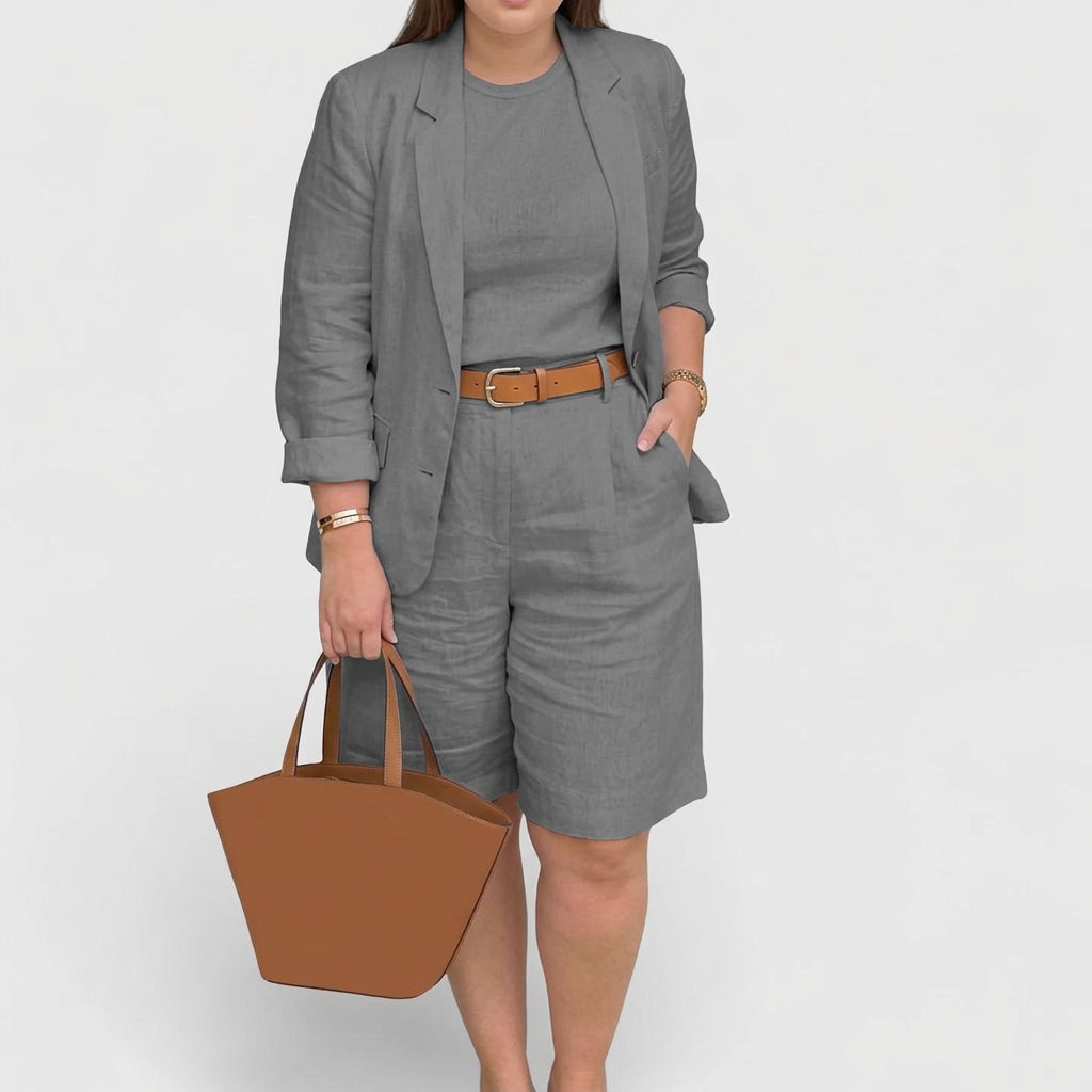 Railey | Elegant Suit 2-Piece Set - Plus size model