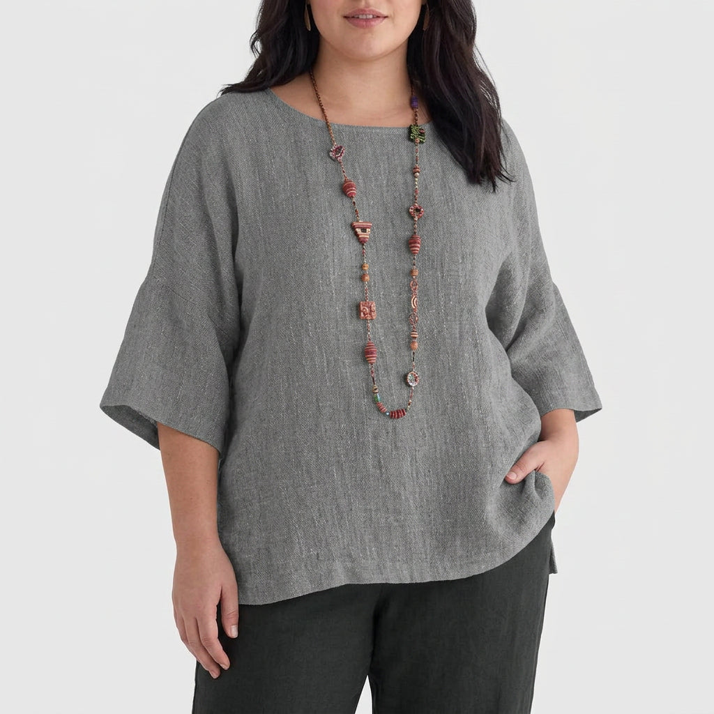 Mireille | Comfortable Blouse - Plus size model