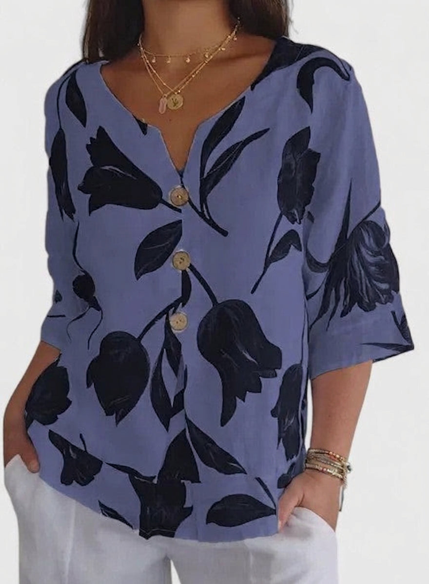 Isabel | Elegant Floral Print Blouse - Plus size model