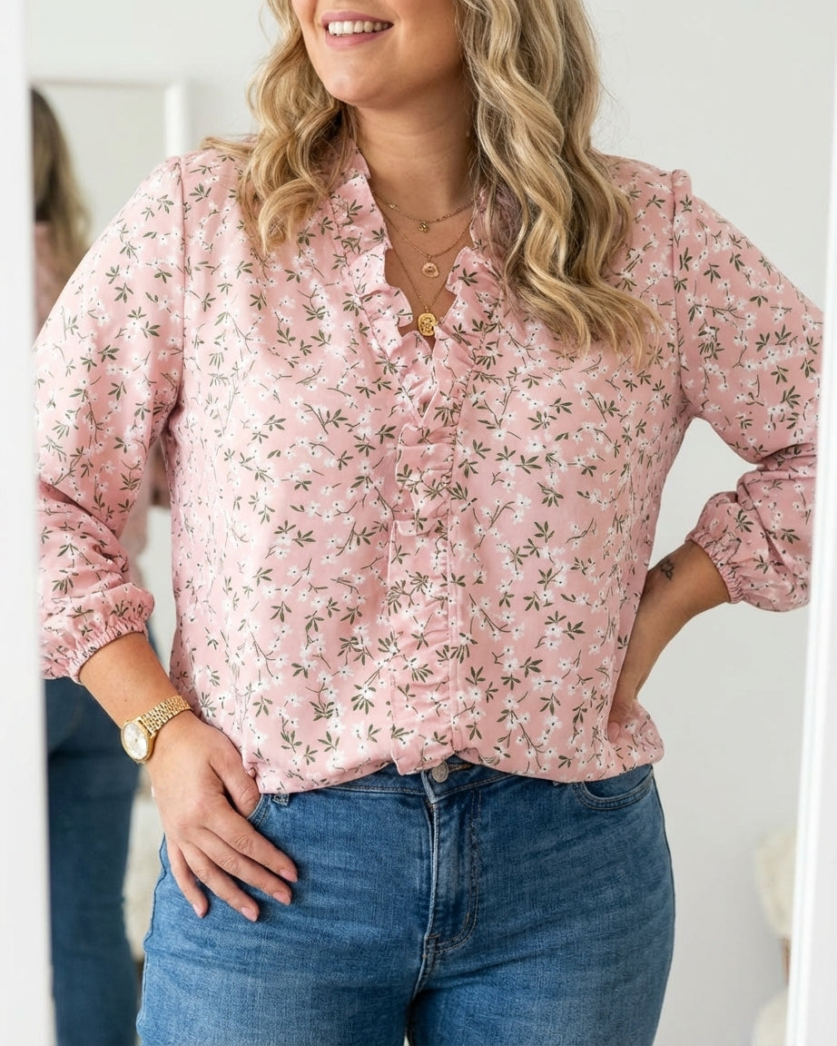 Enola | Feminine Blouse with Playful Ruffles - Plus size model