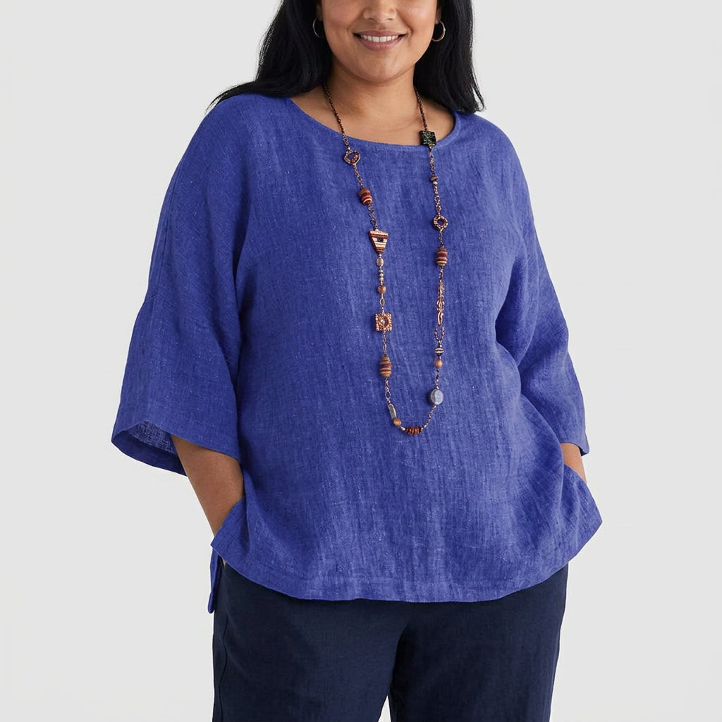 Mireille | Comfortable Blouse - Plus size model