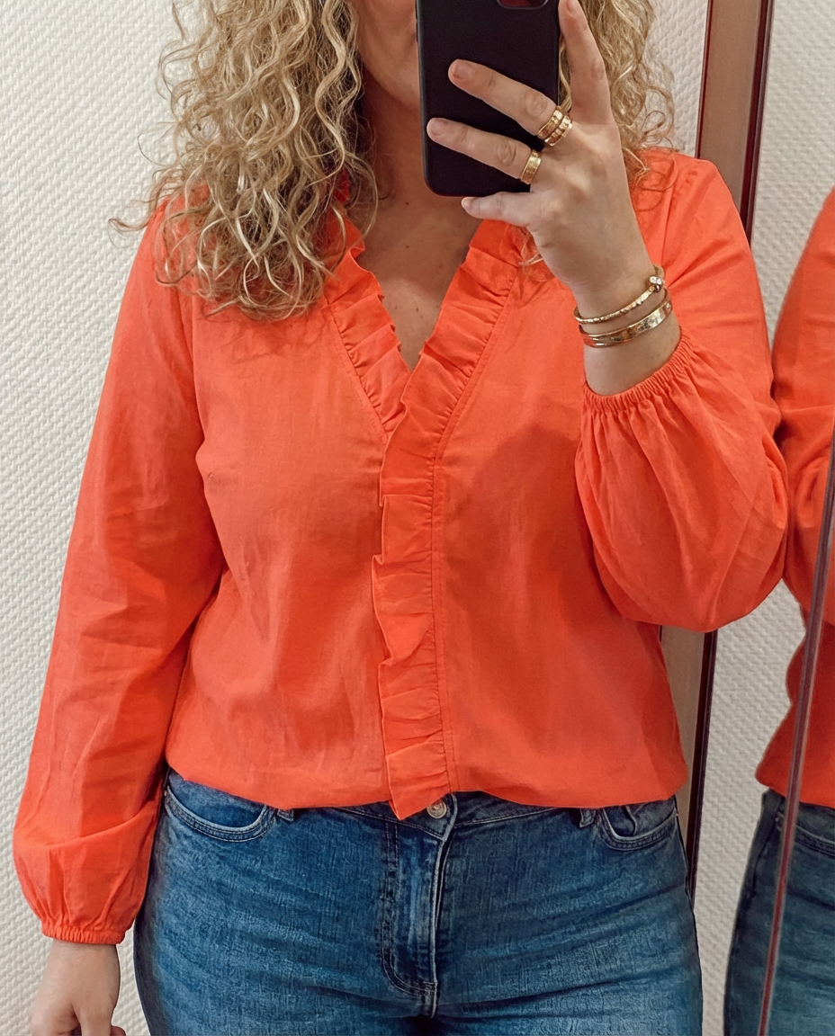 Enola | Feminine Blouse with Playful Ruffles - Plus size model